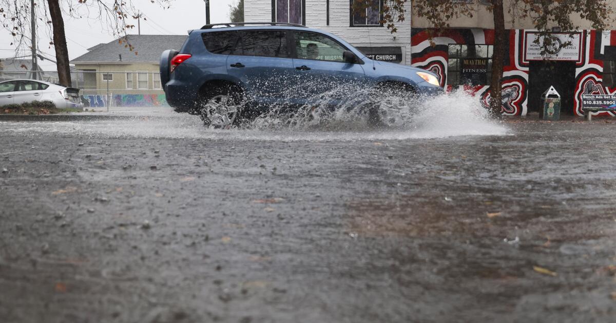 Traveling in California ahead of Thanksgiving? Expect rain.
