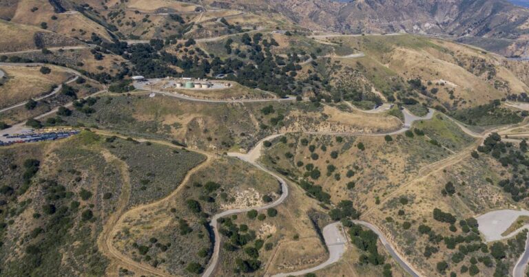 CPUC OKs plan that could close Aliso Canyon, but some say it's too slow