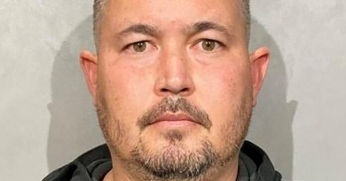 L.A. County girls' soccer coach had hundreds of images of child porn, prosecutors say