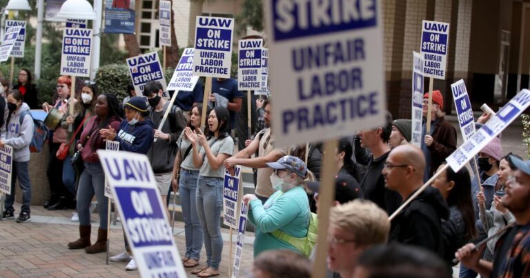 University unions rush to organize before Trump in White House